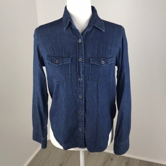 Ali & Kris Tops - Ali & Kris Blue Button Down Shirt Size M